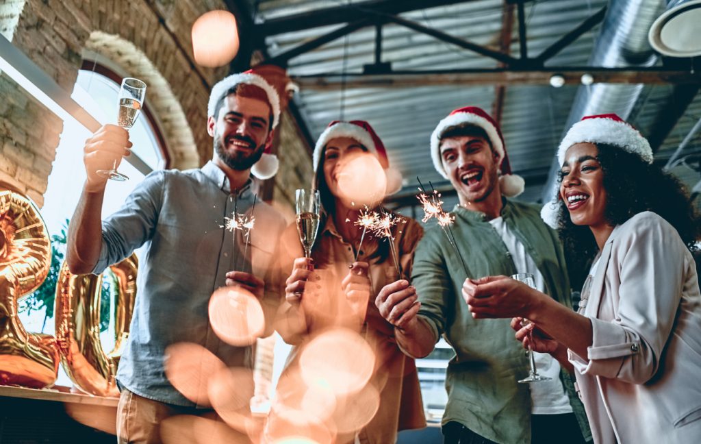Top 10 Christmas Team Building Activities With Social Distancing For Your Work Party